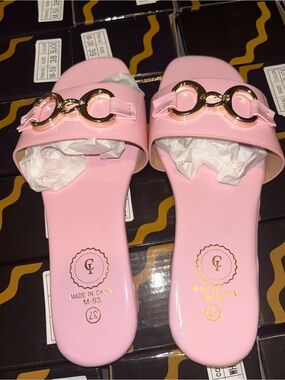 Women’s Pink Slide Sandals with Gold Chain Detail